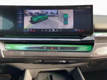 M5 Lim DA PA-Prof HUD B&W Sitzbel Pano Ad-LED 21