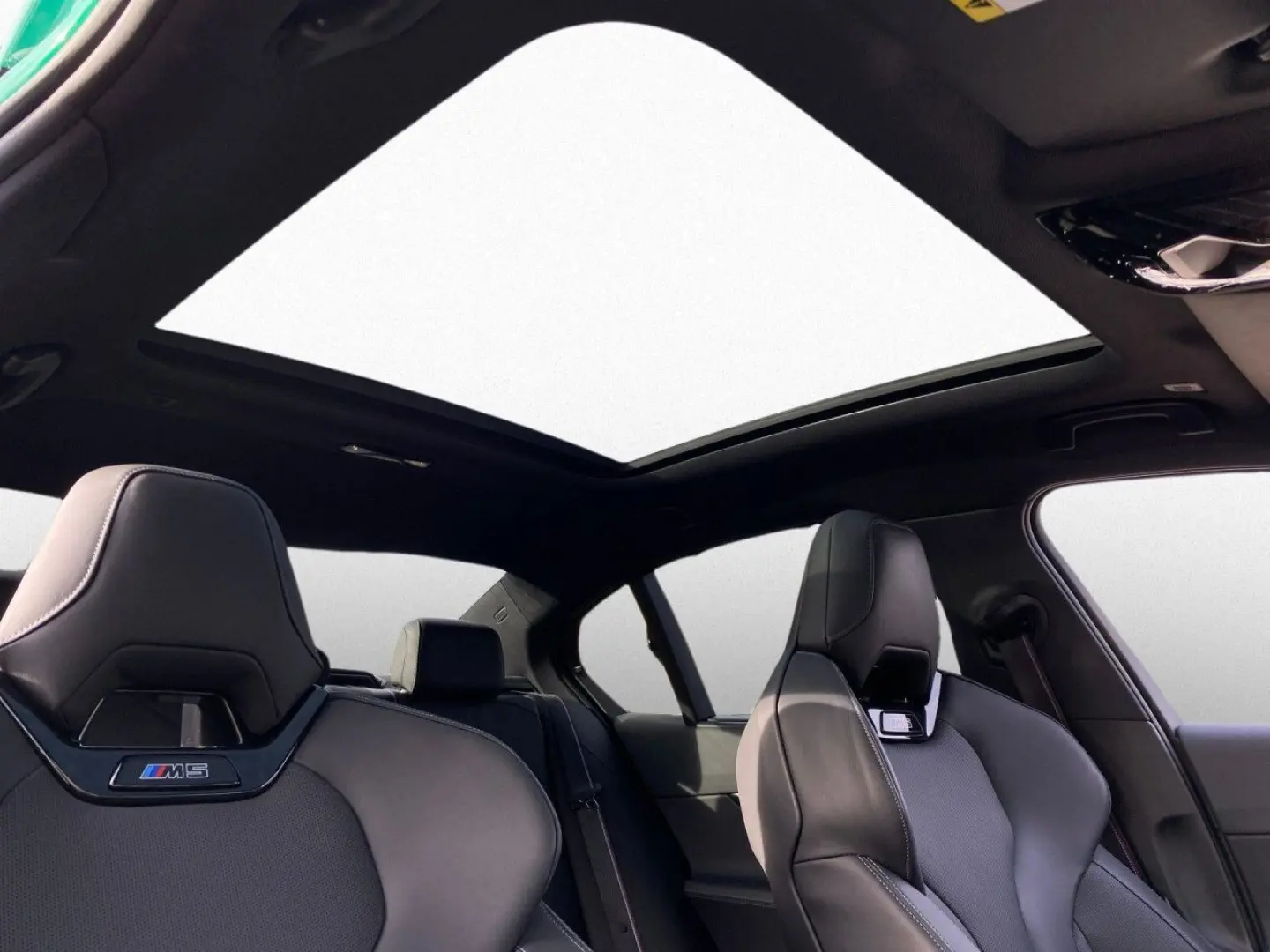 M5 Lim DA PA-Prof HUD B&W Sitzbel Pano Ad-LED 21