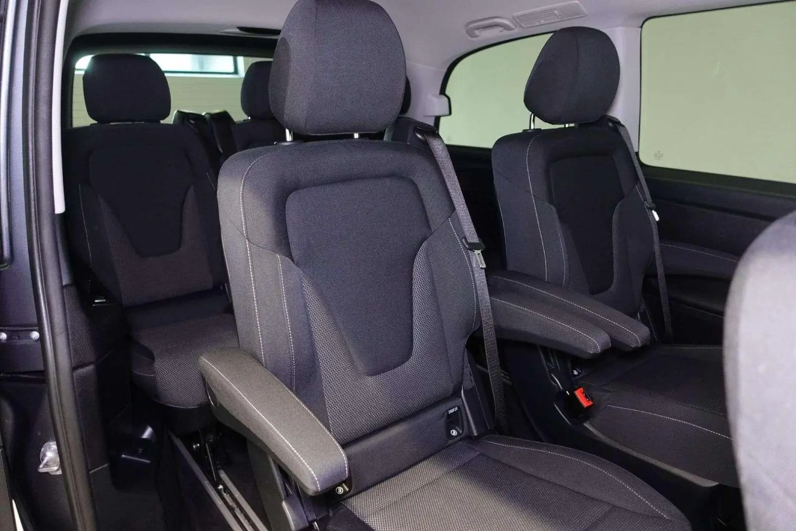 V 220 CDI kompakt Aut. Klimaaut. Sitzhzg. Navi A