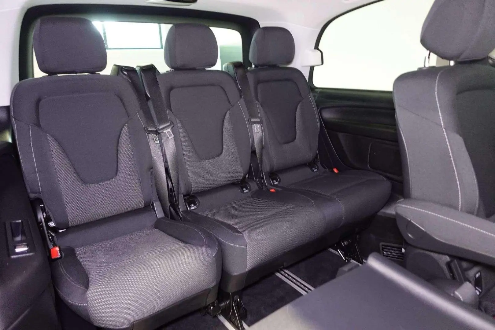 V 220 CDI kompakt Aut. Klimaaut. Sitzhzg. Navi A