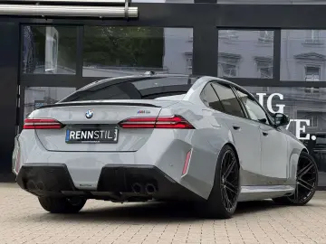 M5 Limousine DA Prof PA Prof B&W 22  RENNStil