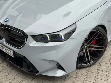 M5 Limousine DA Prof PA Prof B&W 22  RENNStil