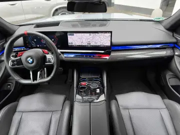 M5 Limousine DA Prof PA Prof B&W 22  RENNStil