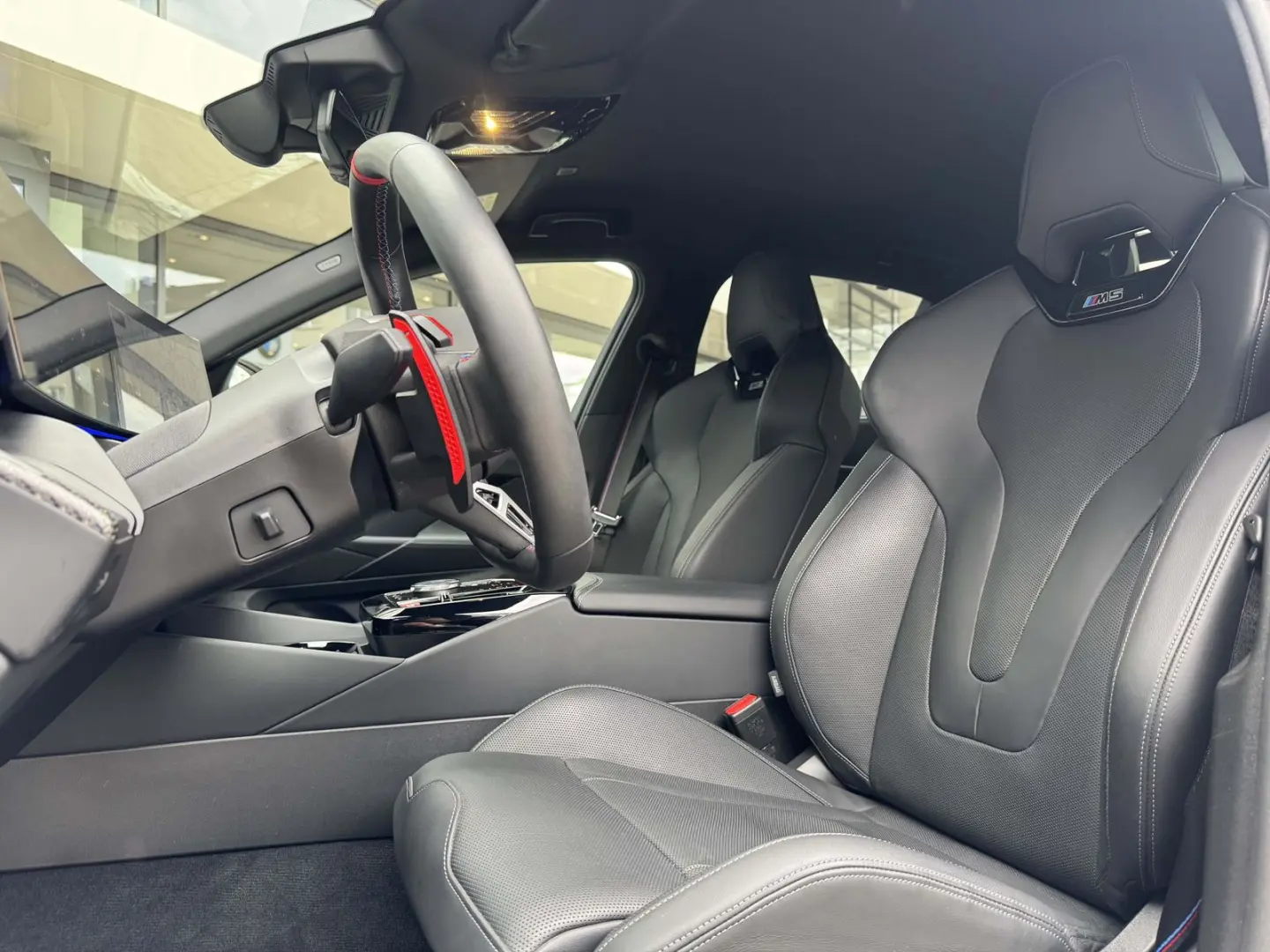 M5 Limousine DA Prof PA Prof B&W 22  RENNStil