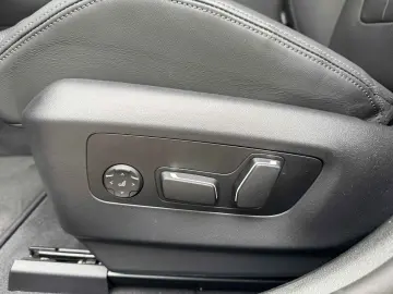 M5 Limousine DA Prof PA Prof B&W 22  RENNStil