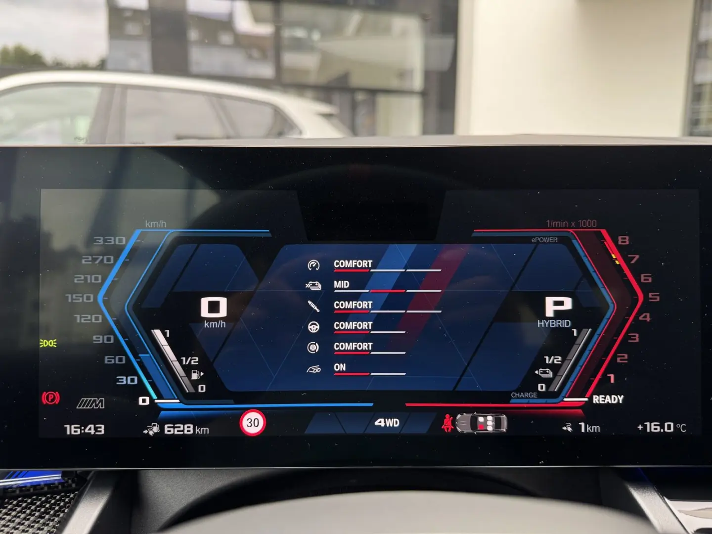 M5 Limousine DA Prof PA Prof B&W 22  RENNStil