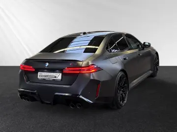 M5 Limousine  FrozenDeepGrey  M-Driver'sPackage