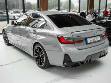 M340i -X-Drive M PERFORMANCE HEAD-UP LED