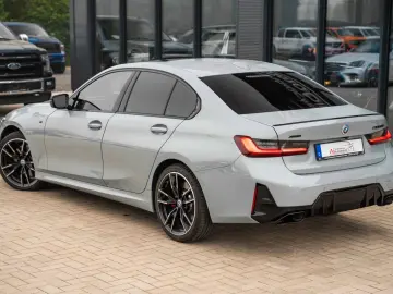 M340i -X-Drive M PERFORMANCE HEAD-UP LED