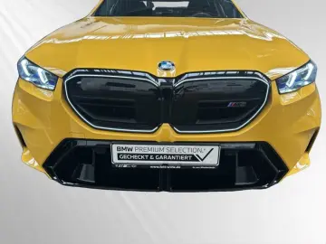 M5 Limousine  € 1.190 Zubehörbonus M Driver'Pack