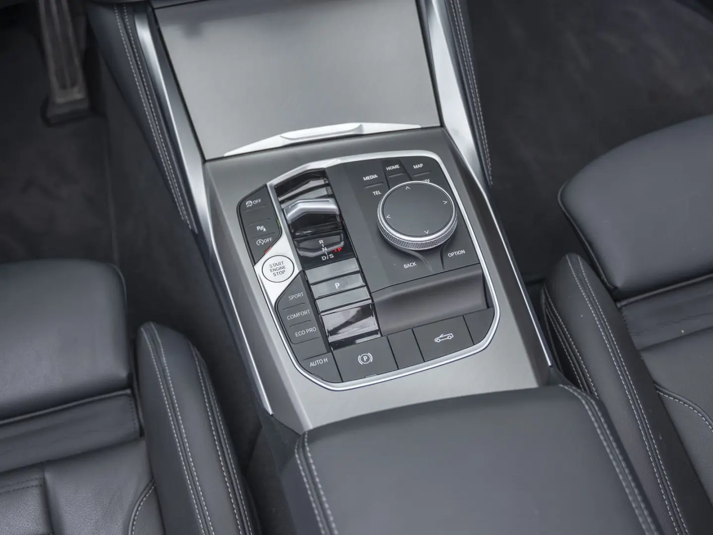 M440i xDrive Cabrio 19Z AHK DAPro H K ServiceInc