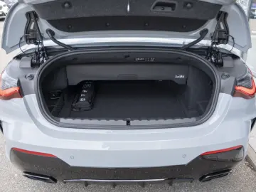 M440i xDrive Cabrio 19Z AHK DAPro H K ServiceInc