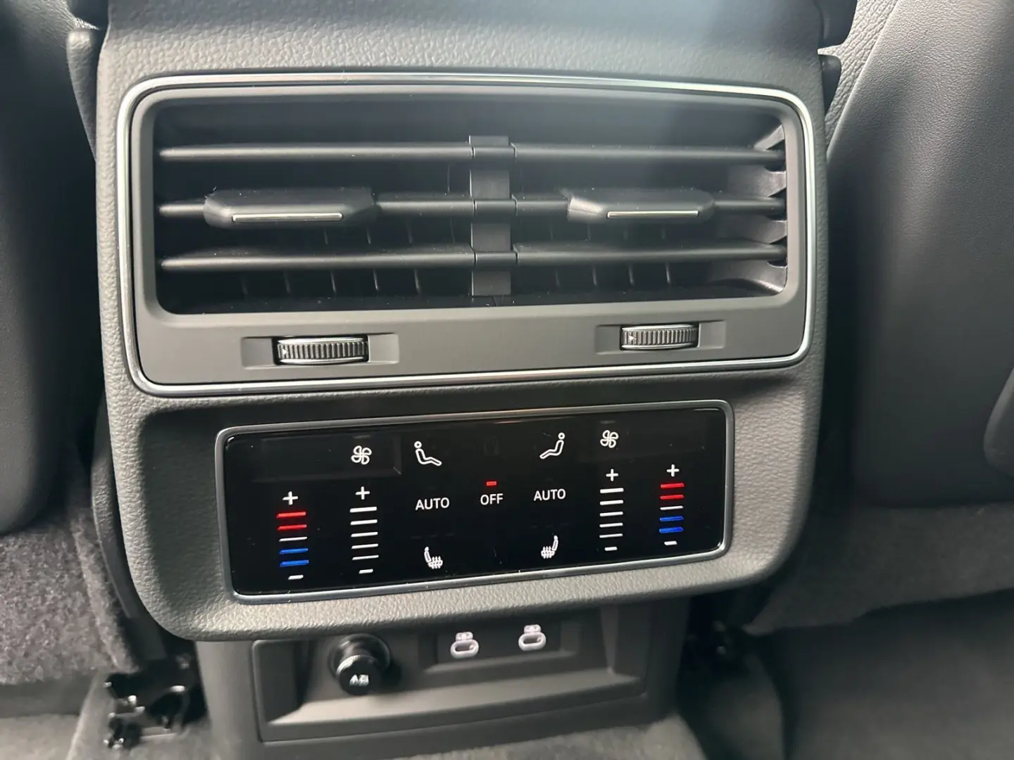 Q8 SUV 55 TFSI qu. tiptr. Luft PANO HUD Matrix