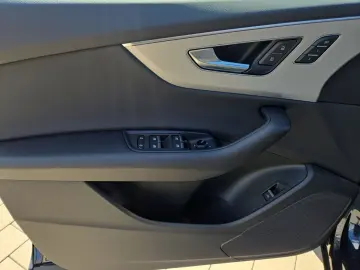 Q8 S line 55 TFSI MATRIX 360 KAM LUFT AHK HUD ST