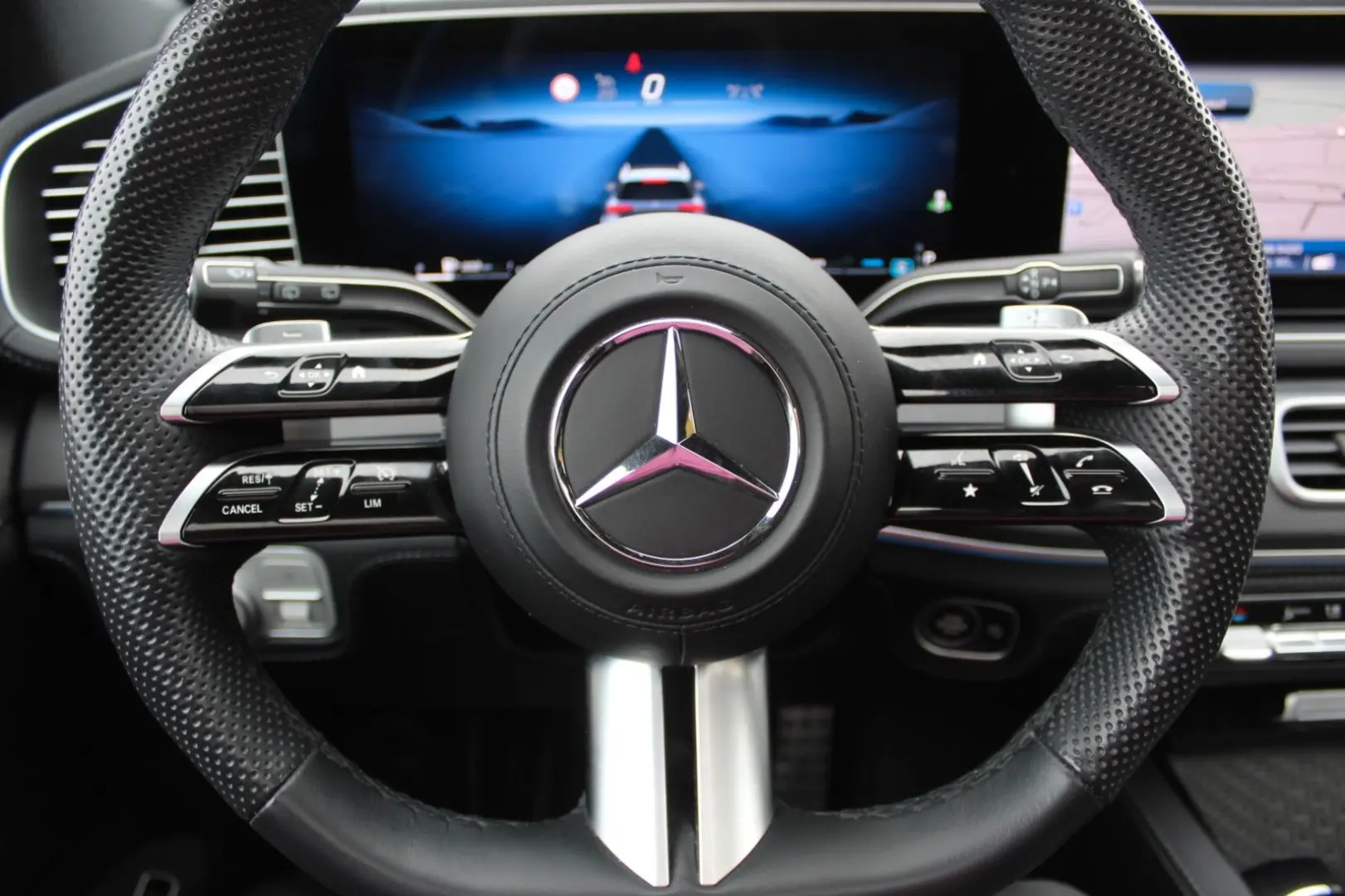 GLE 450 d  AMG Premium Night PANO HUD Multibeam