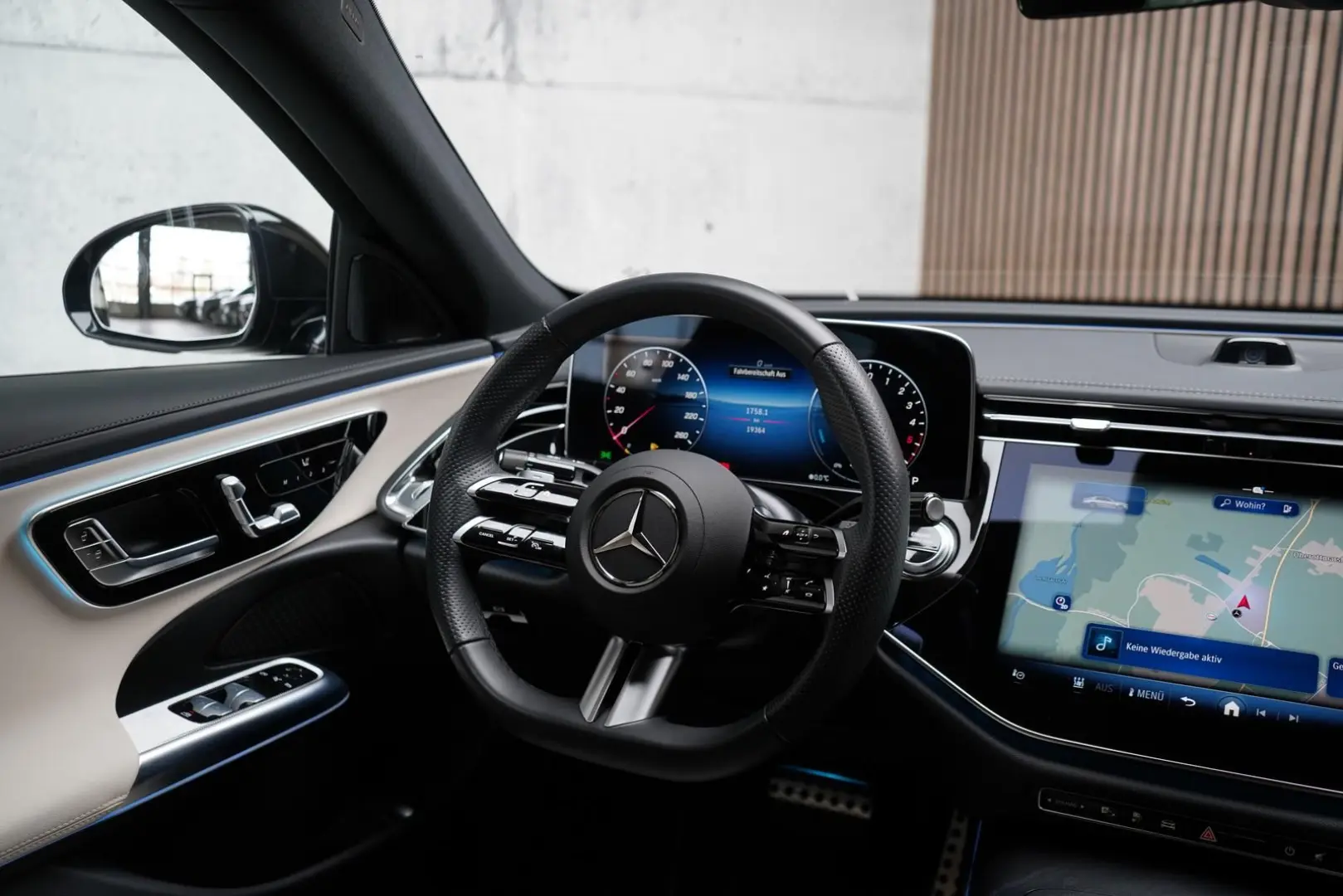 E300de AMG Advanced Plus   HyperScreen   Digital