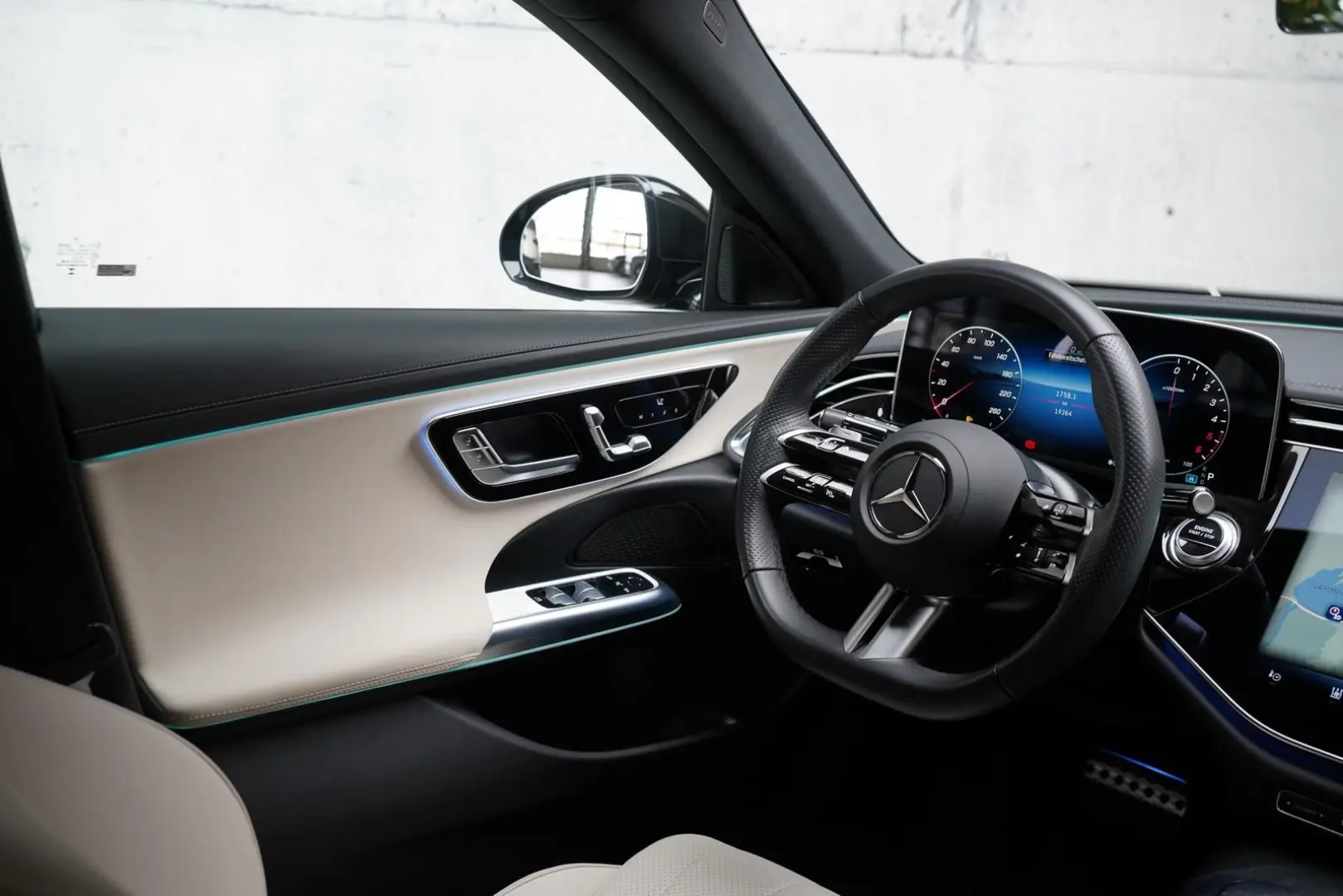 E300de AMG Advanced Plus   HyperScreen   Digital