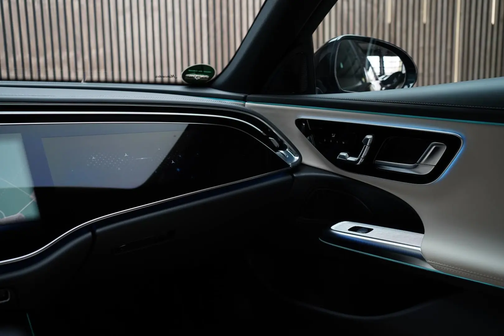 E300de AMG Advanced Plus   HyperScreen   Digital