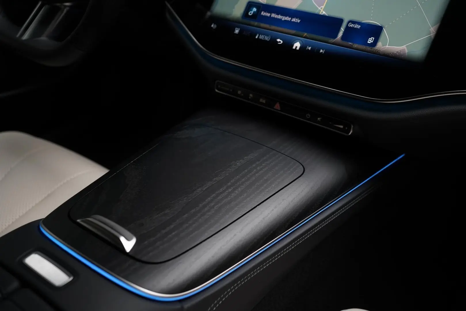 E300de AMG Advanced Plus   HyperScreen   Digital