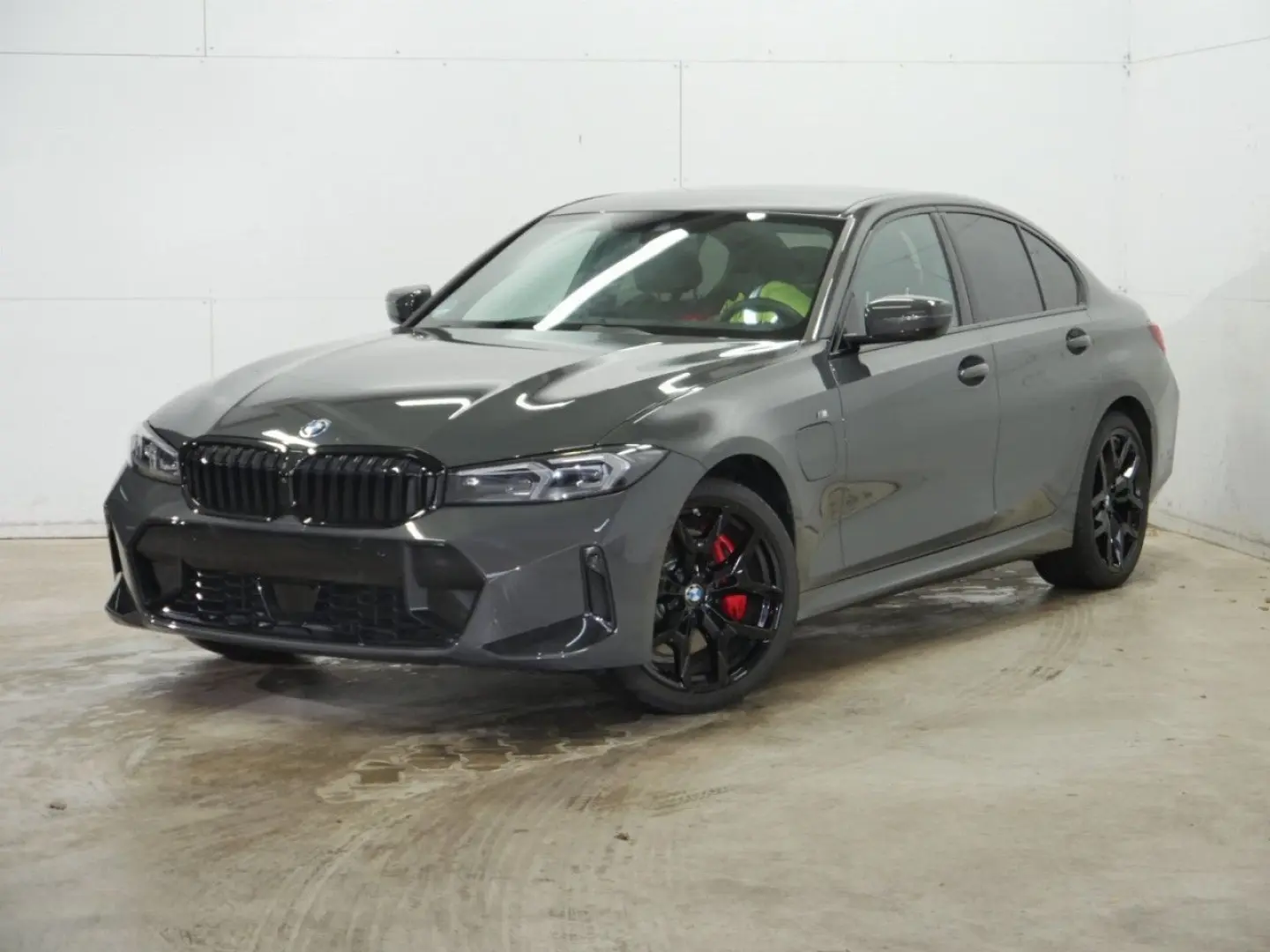 330e M SPORT PRO ACC 360 AHK 19  LCPro erwShadow