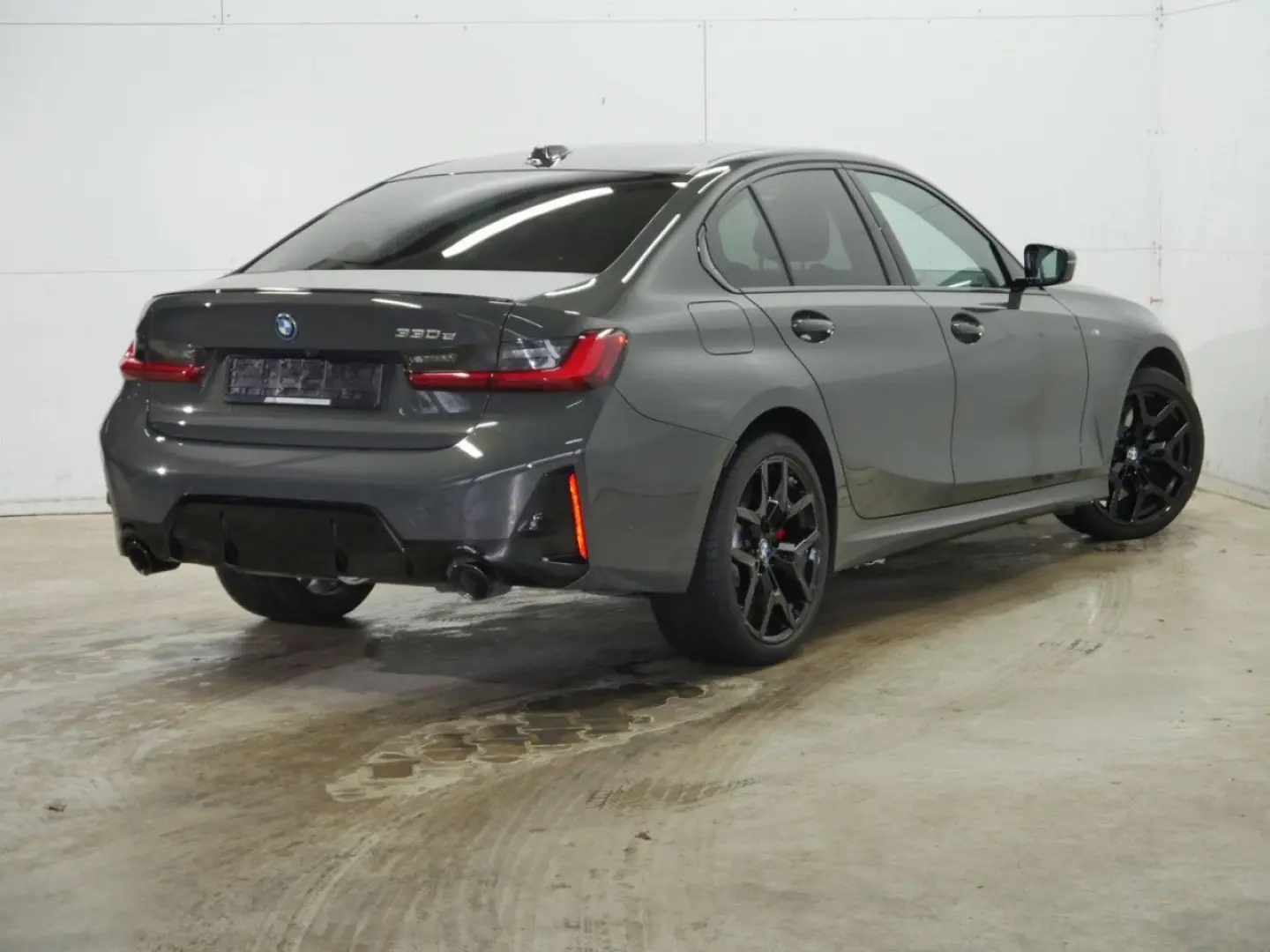 330e M SPORT PRO ACC 360 AHK 19  LCPro erwShadow