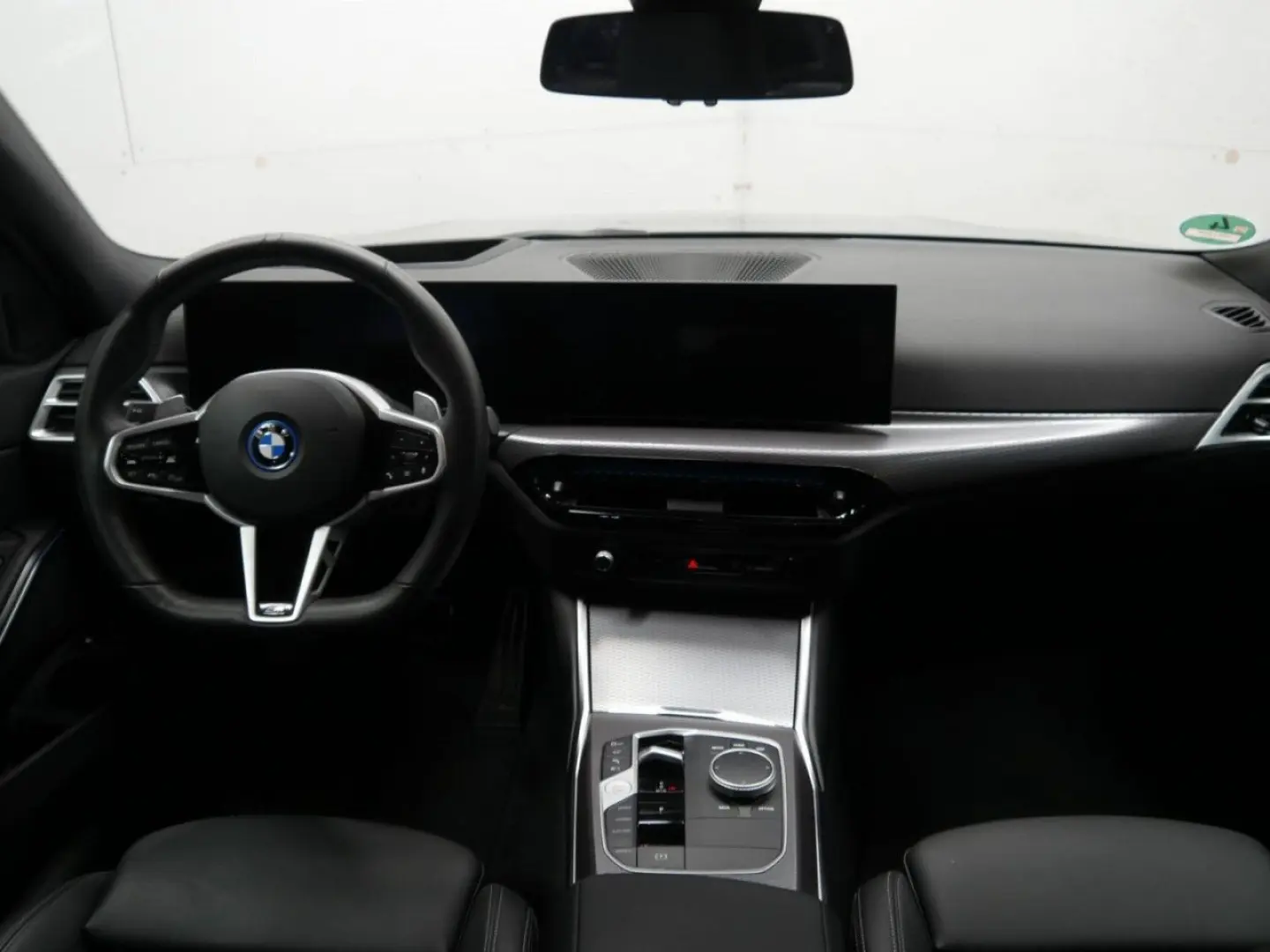 330e M SPORT PRO ACC 360 AHK 19  LCPro erwShadow