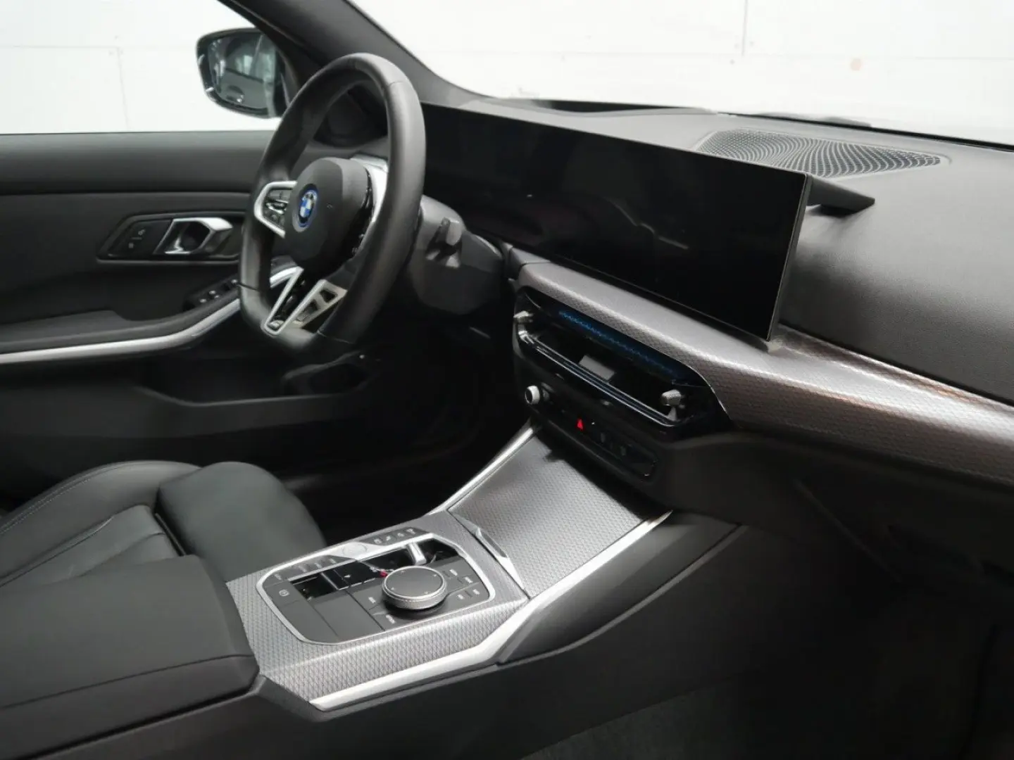 330e M SPORT PRO ACC 360 AHK 19  LCPro erwShadow