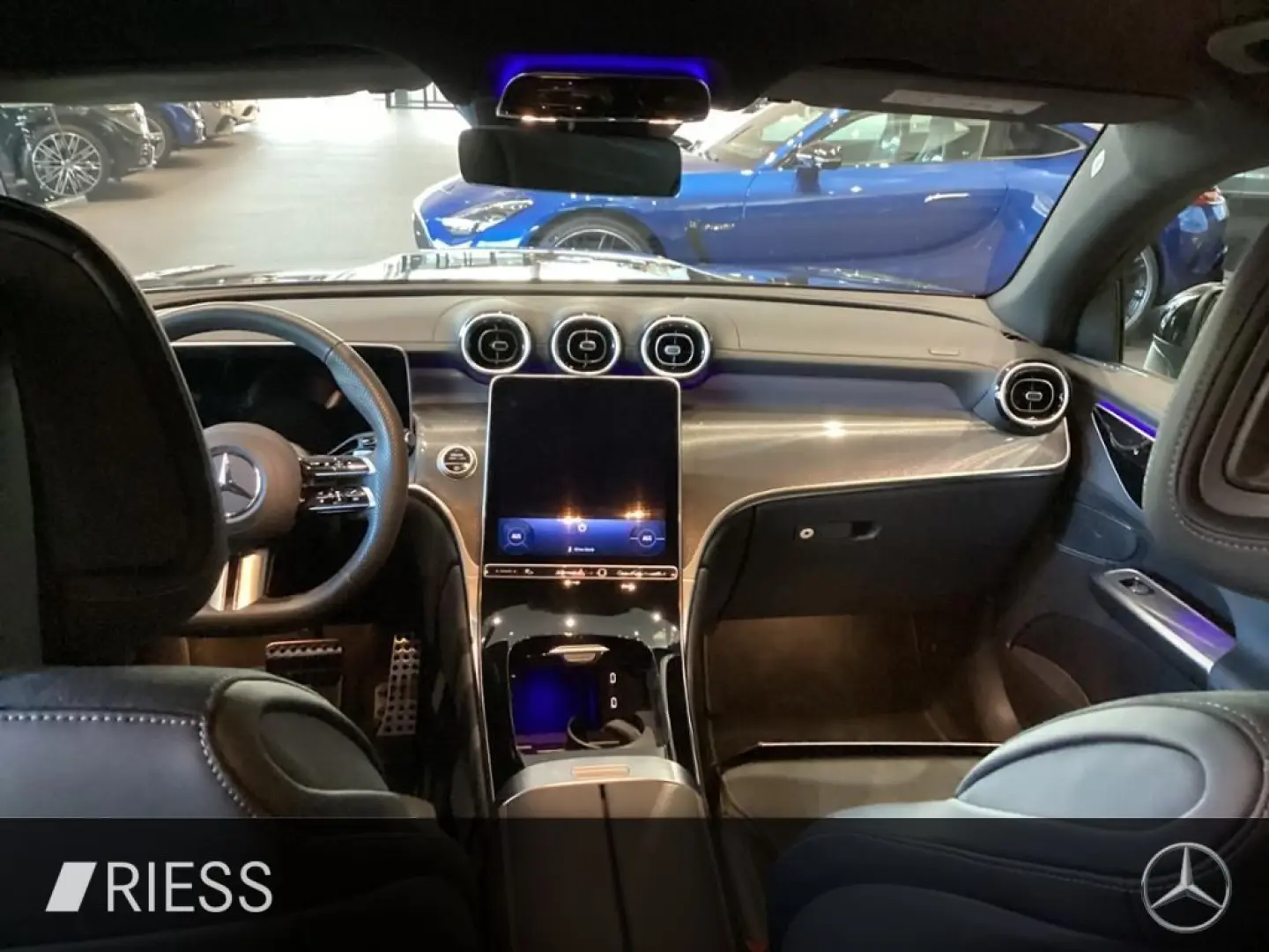 GLC 220 d 4M AMG AHK Distronic DigitalLight 360