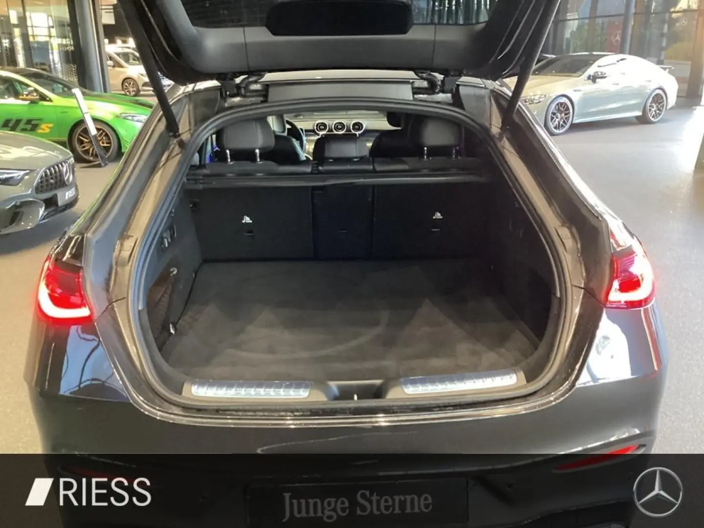 GLC 220 d 4M AMG AHK Distronic DigitalLight 360