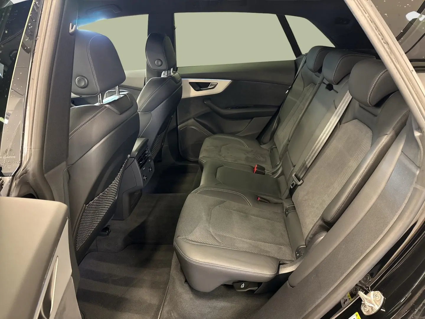 Q8 50 quattro S LINE BLACKPAK AHK 360 CAM LM22