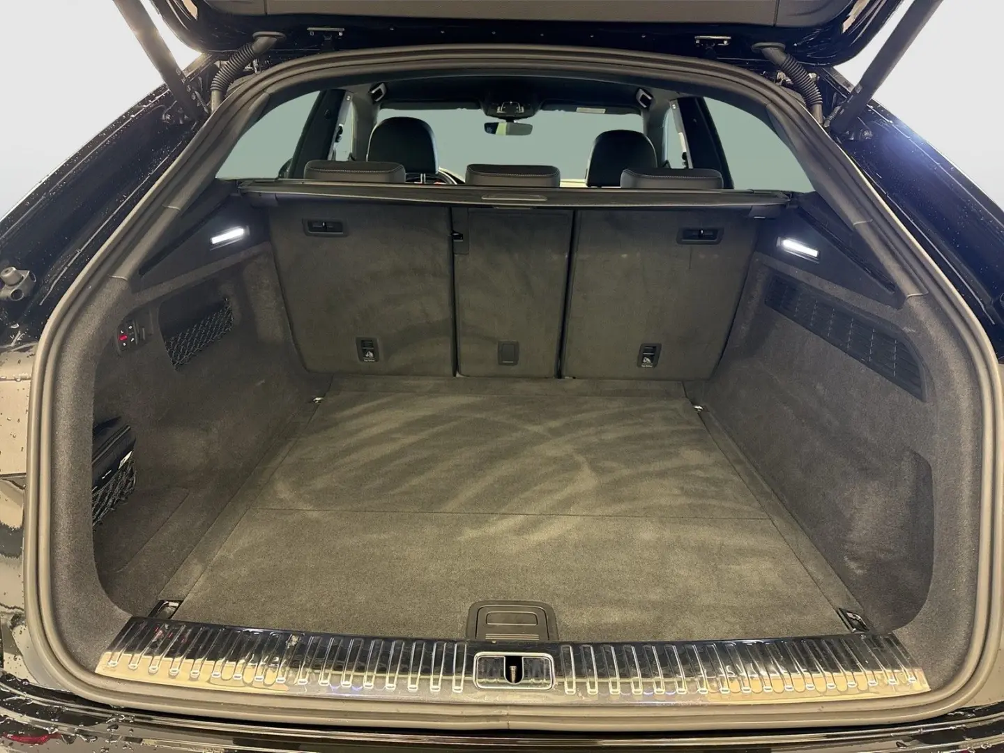 Q8 50 quattro S LINE BLACKPAK AHK 360 CAM LM22