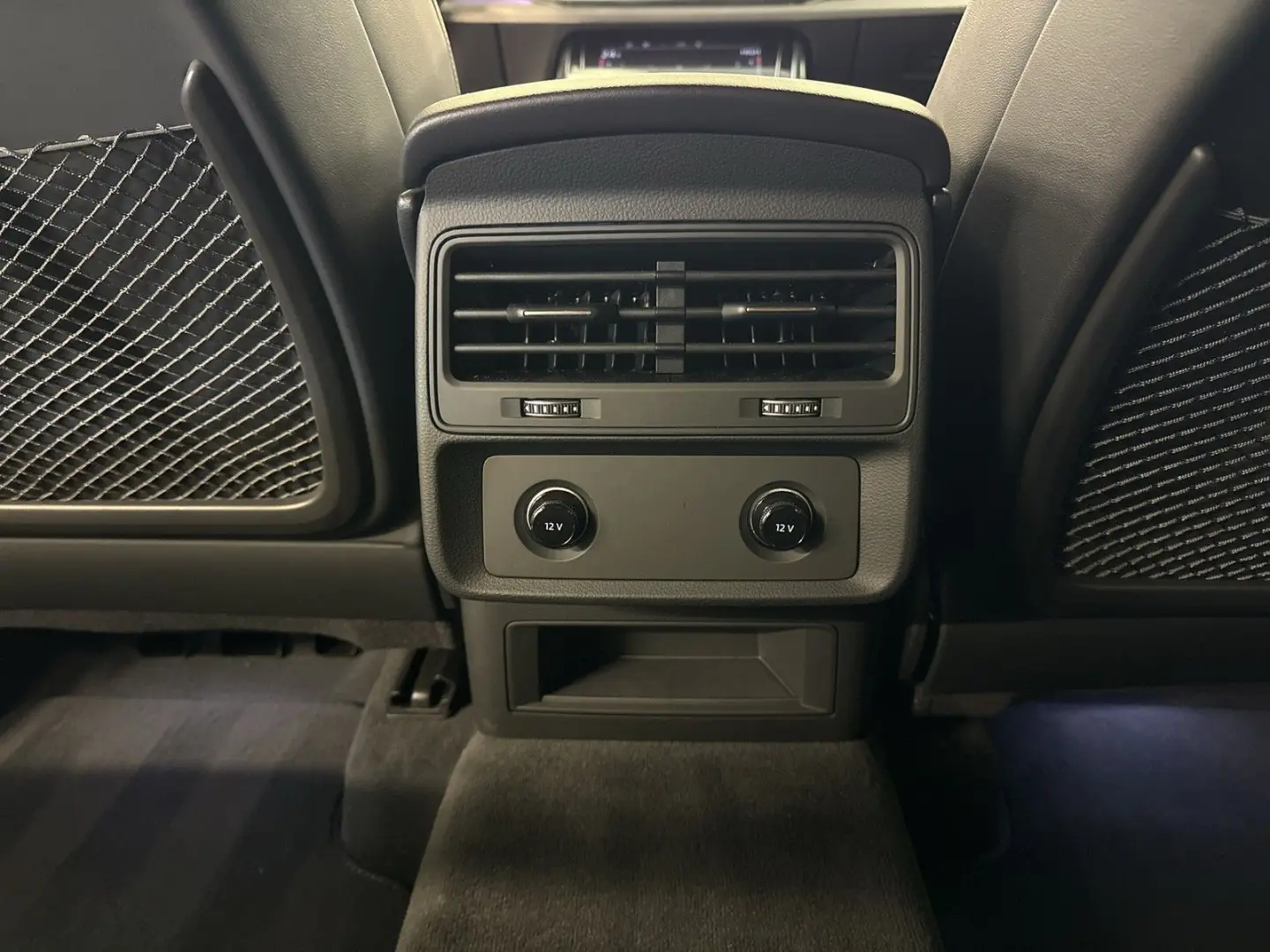 Q8 50 quattro S LINE BLACKPAK AHK 360 CAM LM22