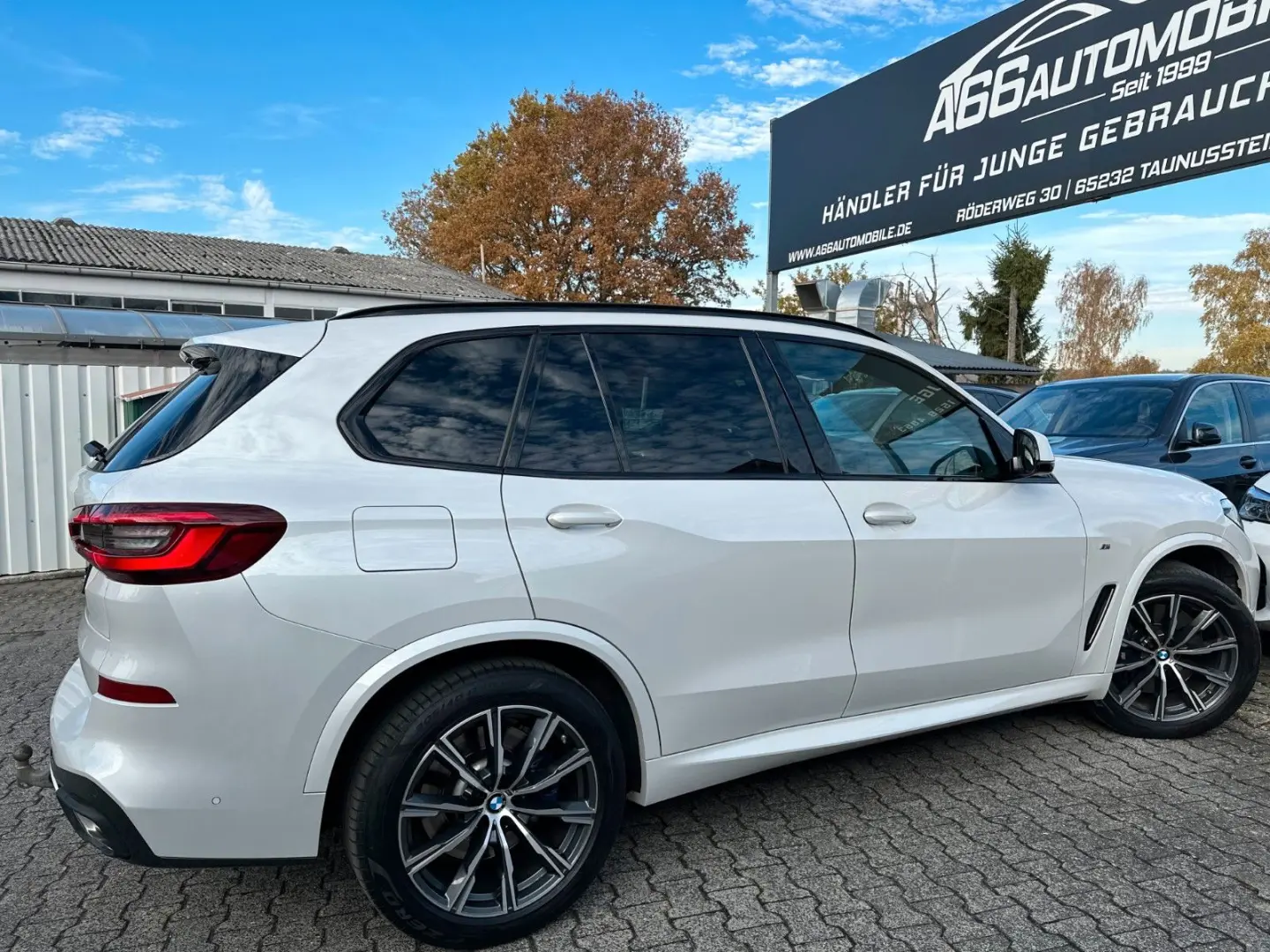 X5 xDr40i M Sport PANO ACC AHK Standh Laser HiFi