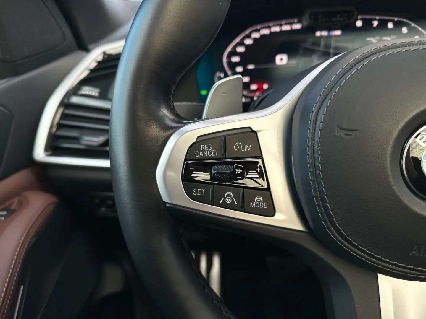 X5 xDr40i M Sport PANO ACC AHK Standh Laser HiFi