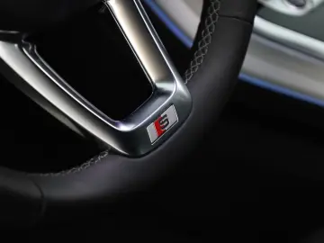 Q8 50 TDI Facelift S line Sport Matrix Pano AHK