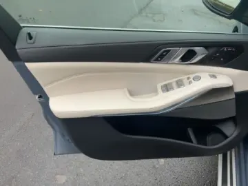 X7 xDr40d LCProf HUD PANO ACC StandHZG Leder Mem