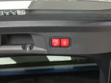 GLE 63S 4M Coupé Multibeam Distro Pano HUD NP211