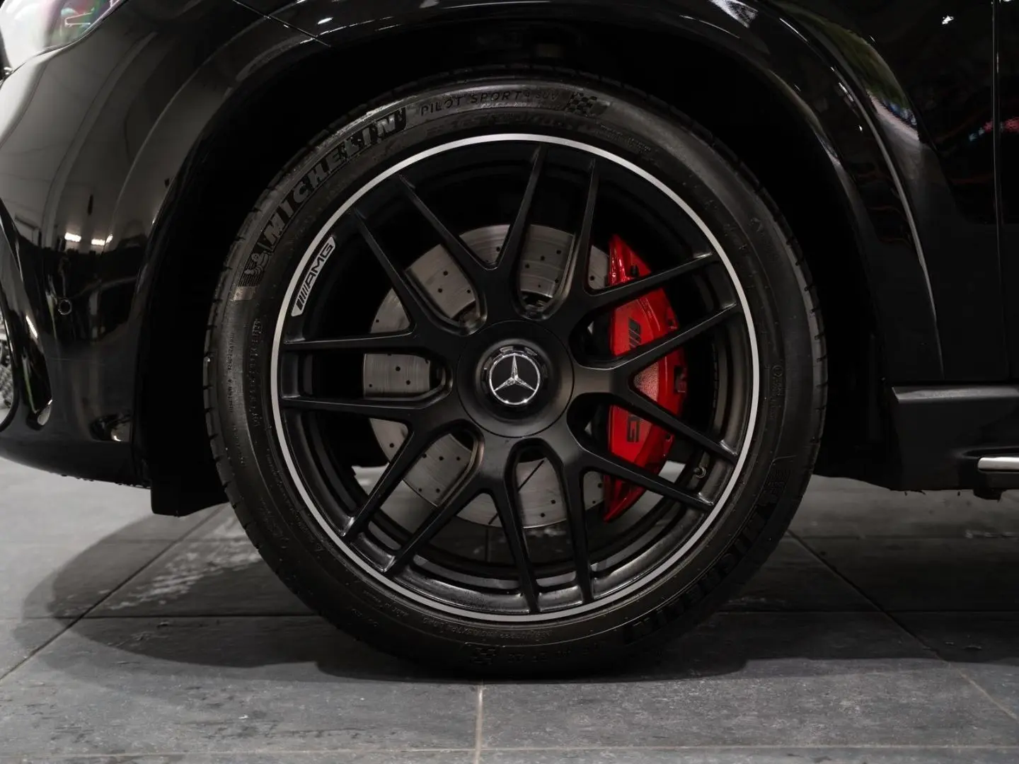 GLE 63 AMG S 4M PANO TRITTBR. NIGHT CARBON PERFO