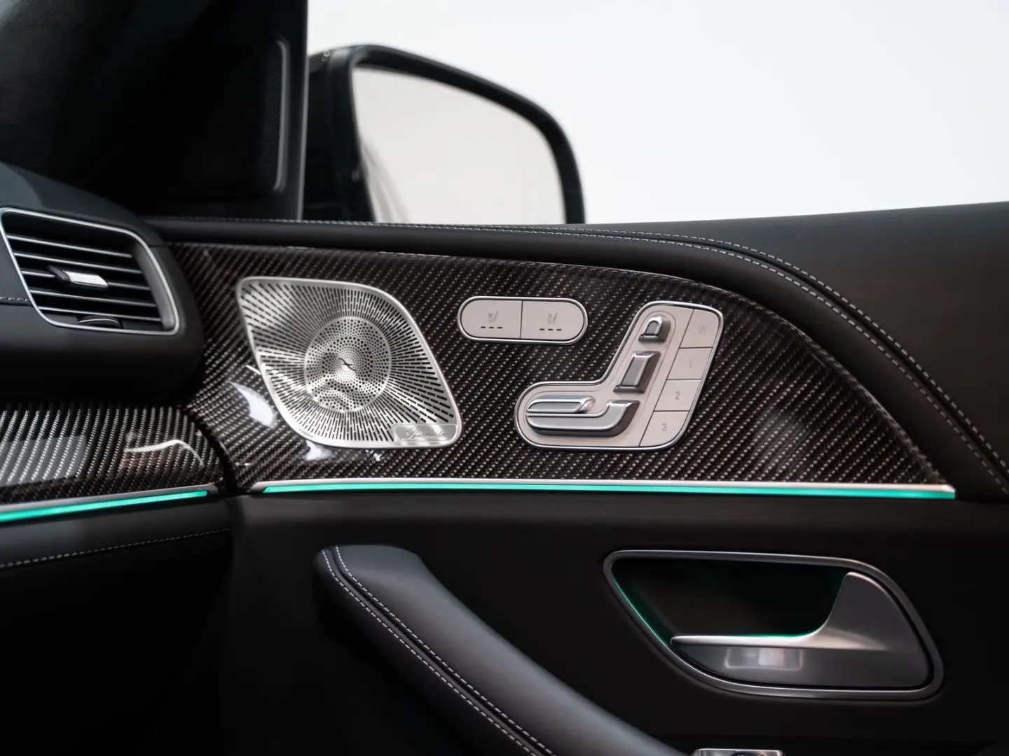 GLE 63 AMG S 4M PANO TRITTBR. NIGHT CARBON PERFO