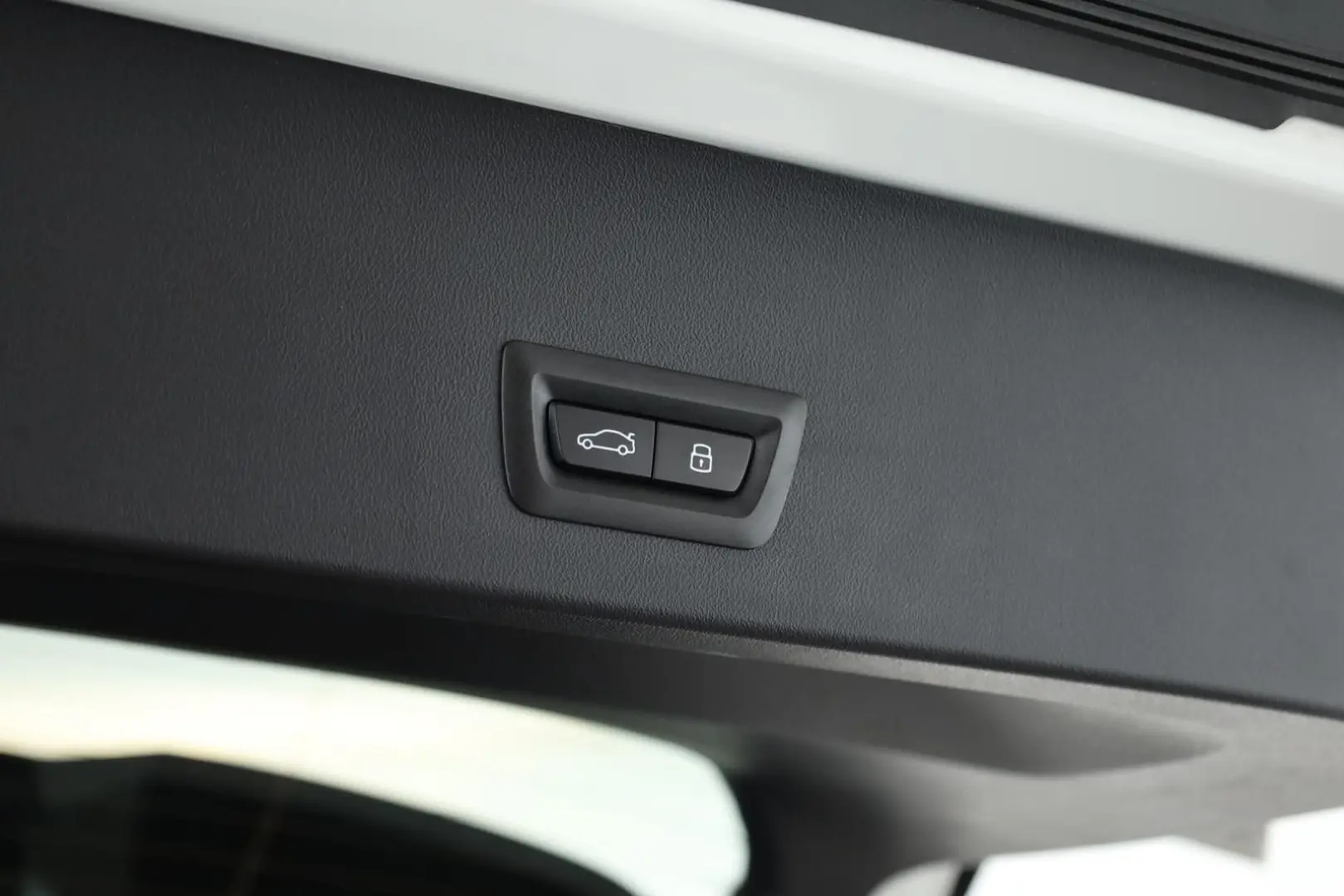 X3 20d xDrive M Sport Pro Matrix Pano HK ACC 20