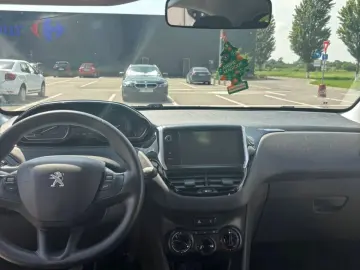Peugeot 208 1.2 VTi Active