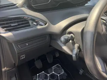 Peugeot 208 1.2 VTi Active