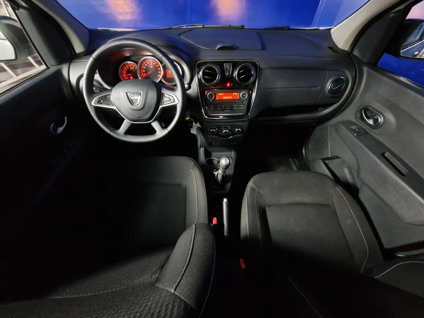 DACIA LODGY 1.5DCI BLUE DCI LAUREAT 7 LOCURI