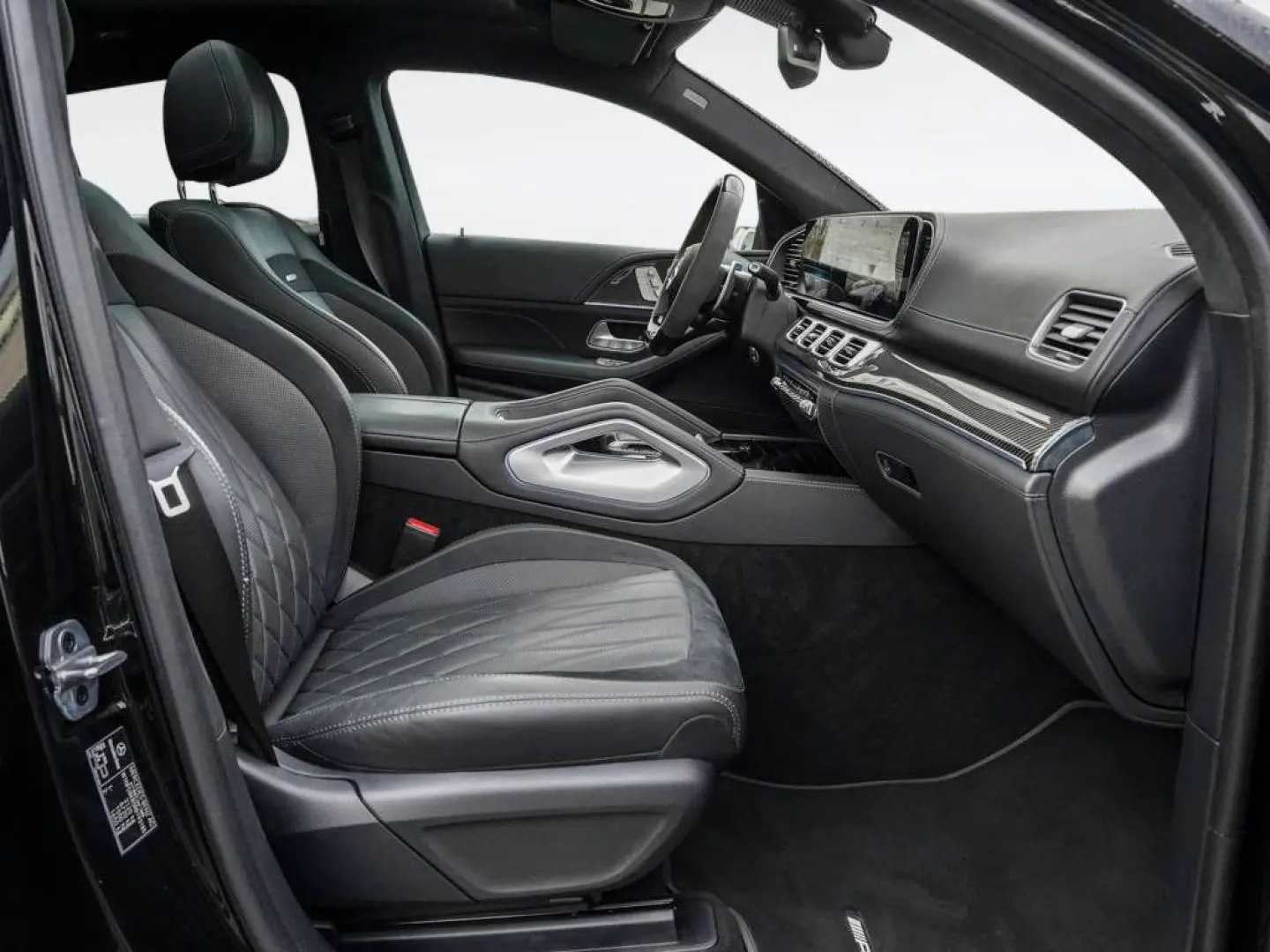 GLE 63 AMG 4M CARBON STANDH.NAVI UPE 187.764 --