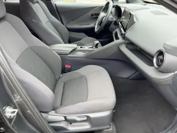 C-HR 1.8 Hybrid Team D Navi KAM DAB SHZ el.Heck