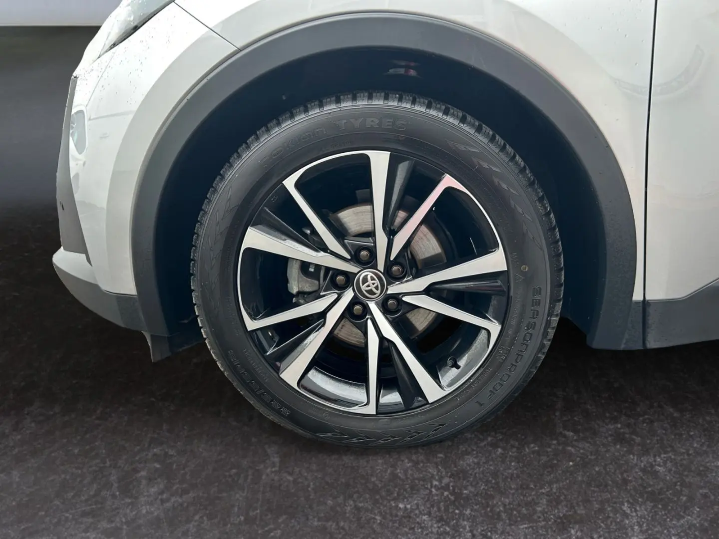 C-HR 1.8 Hybrid Team D  LED el Heck ACC CAM SHZ