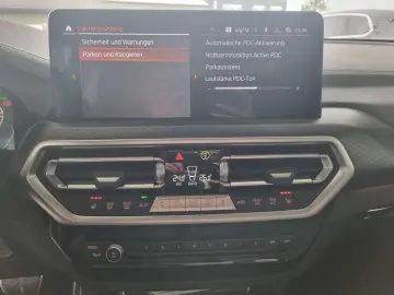 X3 M40d PANO AHK LED KAMERA LEDER HIFI DAB KESSY