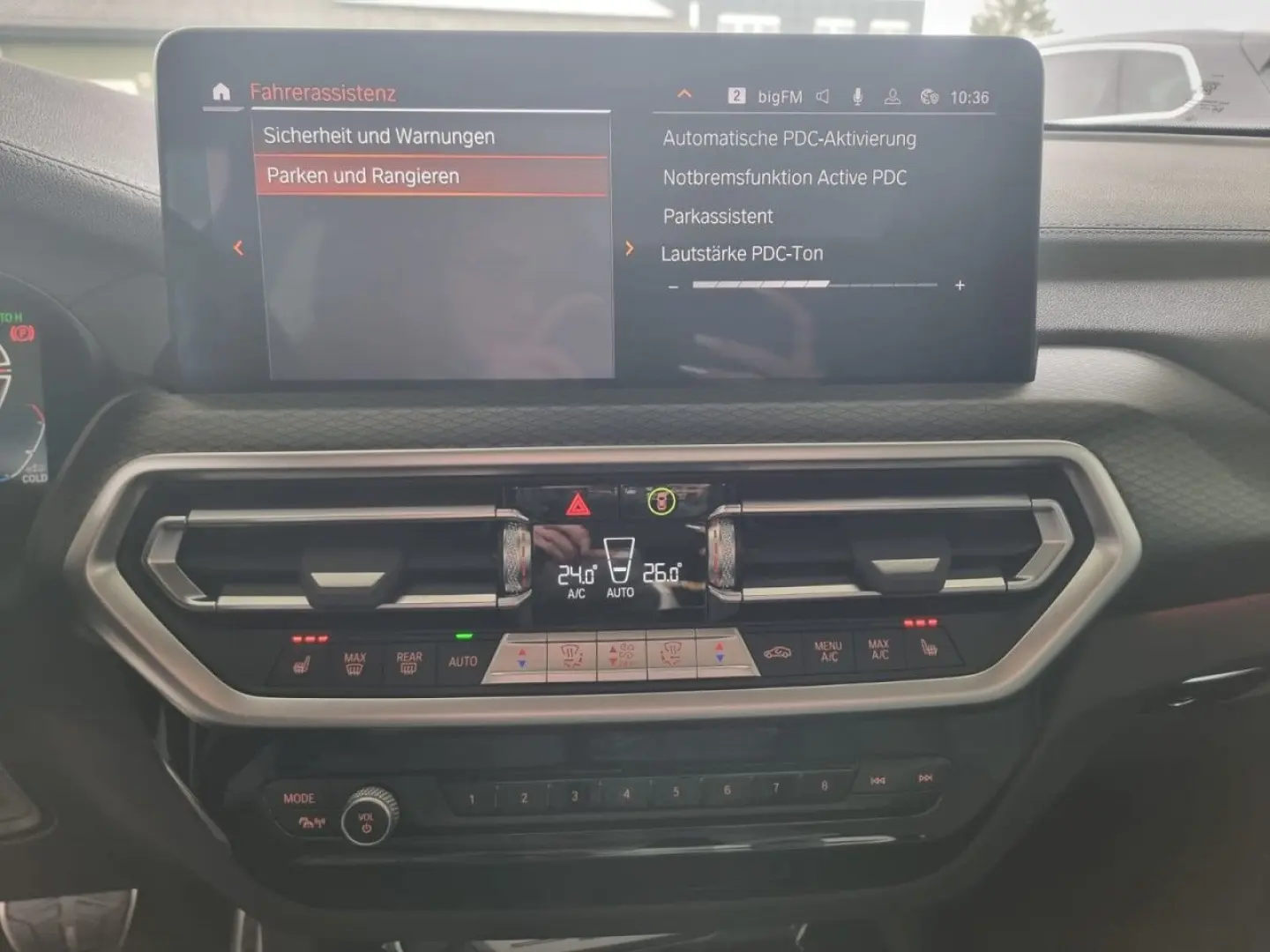 X3 M40d PANO AHK LED KAMERA LEDER HIFI DAB KESSY