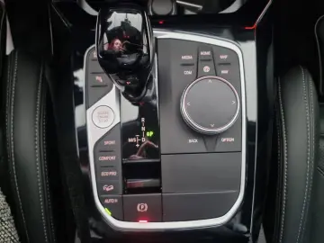 X3 M40d PANO AHK LED KAMERA LEDER HIFI DAB KESSY