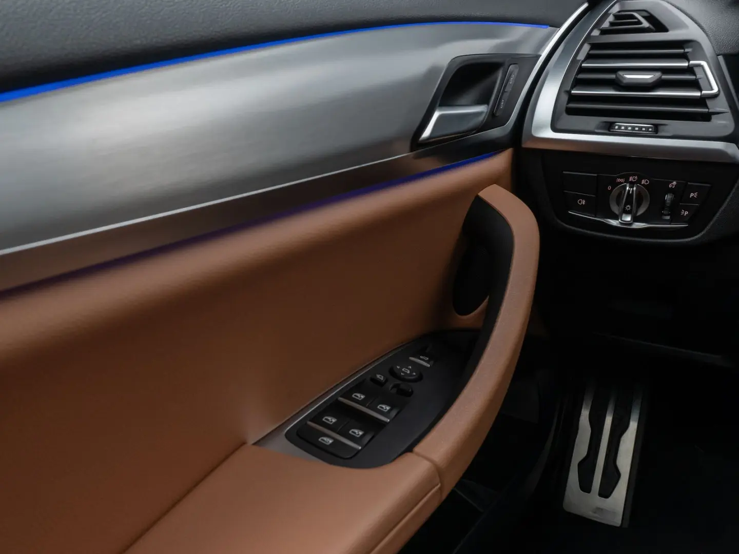 X3 xD30d M Sport Panoram Kamera DAB HiFi AHK 21